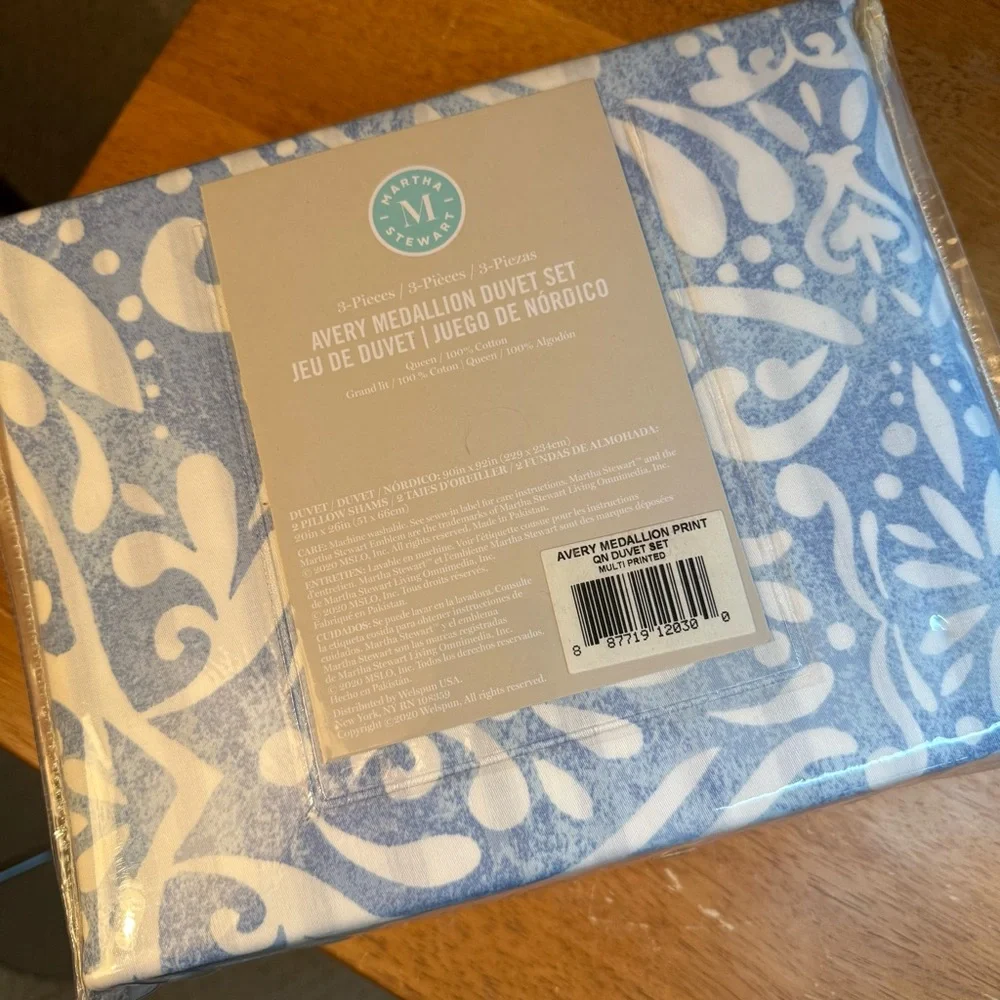Martha Stewart Duvet Set